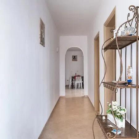 Casa vacanze Terrazza Sullacqua Seafront Retreat Torre Squillace